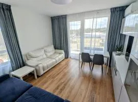 Dwupokojowe z osobną kuchnią na osiedlu Przystanek Międzylesie