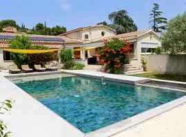 3 Bedroom Stunning Home In Rochefort