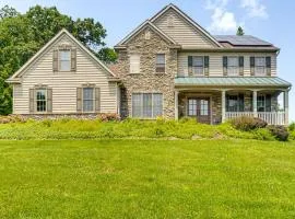 5 Mi to Dtwn York Spacious Family Home