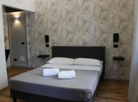 Rooms Piramide 1, hotel in Rome
