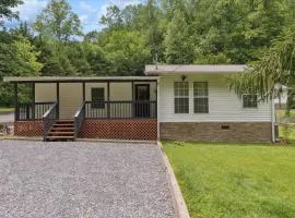 Creekside Retreat Arcade Fire Pit