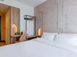 B&B HOTEL Orléans Saran 3 étoiles, hôtel à Saran