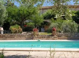 Mas provençal, piscine privée, Uzès