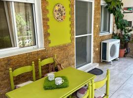 GRILL&SEA apartments, hotel en Perea
