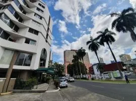 Apartamento cerca del Metro y Hoteles El Cangrejo