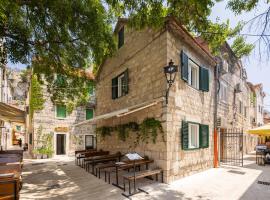 La Perla - Downtown House – hotel w Omišu