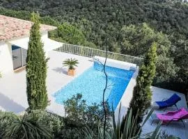 Holiday Home Jardins de Camille by Interhome