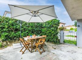 Apartment Casa Elisa by Interhome, Hotel in Cecina
