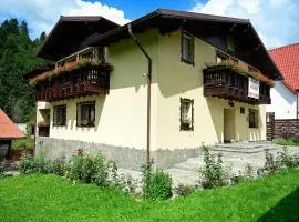 Casa Adrian