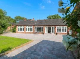 The Canalside Cottage