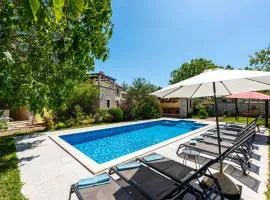 Holiday Home Ive by Interhome