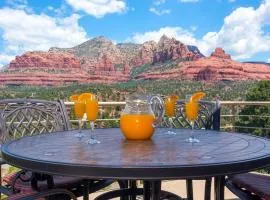 Uptown-Epic Views-Hot Tub-3 King Beds-Walk to Town
