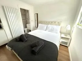 Studio Flat in New Barnet