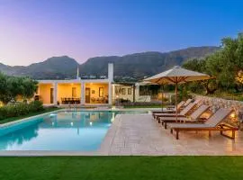 "Drosia Villa" Private Nature Getaway!