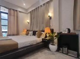 Around stays-Prana wellness resort, Tapovan