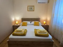 Antonio rooms