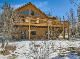 Spacious 4BR Cabin 2 Living Areas Deck with Grill