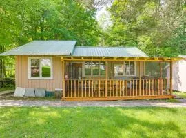 5 Mi to Monticello Raceway Cabin with Pool Access!