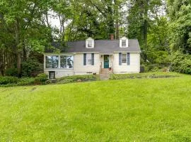 Near Shops and Parks Dog-Friendly Maryland Gem