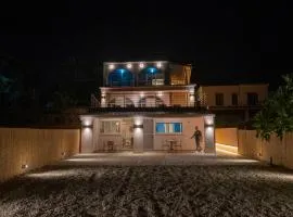 TSABAS BEACH SIDE APARTMENTS ΤΣΑΜΠΑΣ παραλιακά διαμερίσματα 1