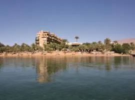 亚喀巴莫温匹克度假公寓