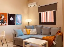 Relax Family 05 - Cozy Entire Apartment in City Center