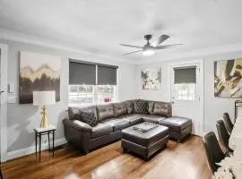 Family Fun! 2 Story Oasis and Pup Retreat Near RVA!
