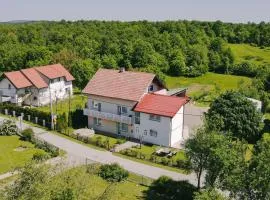 Apartments with parking space Lipovaca, Plitvice - 17657