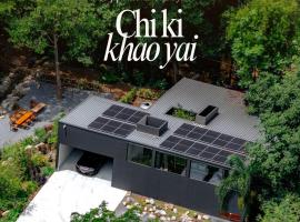 Hunter house, hotel pro pobyt s dom&aacute;c&iacute;mi mazl&iacute;čky v destinaci Ban Bung Toei