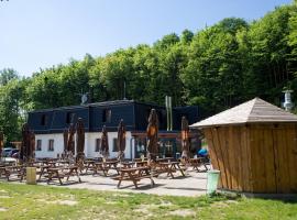 Restaurace a Penzion Bludoveček, hotell i Bludov