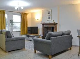 Holly Cottage