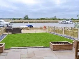 Riverbank Cottage