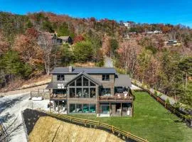 Ridgetop Cabin Retreat w Pool Hot tub & Theater