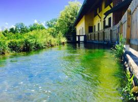 Agriturismo Helianthus, hotell i Oleggio