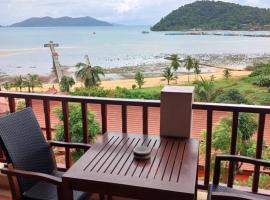 The Beach Condo, hotel en Koh Chang