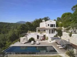 Luxury Villa Near Saint Paul De Vence