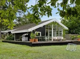 Sommerhus Ved Hornbæk Strand