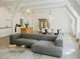 Loft Under Thatch Retreat In Eiderstedt Nature