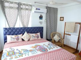 Eva Bliss-French Stay , 2mins Walk To Rock Beach, μέρος για να μείνετε σε Ποντισερί