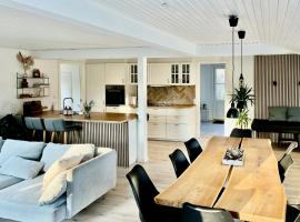 Modern Cottage Near North Zealands Beaches, hotel v destinaci Smidstrup