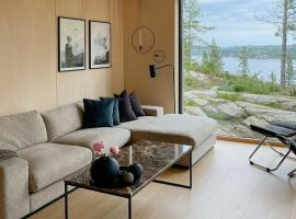 Architect Home On Bømlo Coastline, hotel v destinaci Ervik