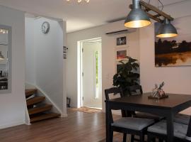 Modern guesthouse in Sätila, Lygnern, hotel v destinaci Sätila
