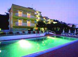 Residence i Morelli, apart-hotel em Pietra Ligure