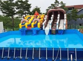 Gyeongju la Siesta Private BBQ, Disney&Netflix