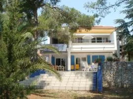 Villa A