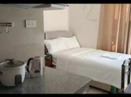 Thyme residences condominium Unit, hotel em Cebu