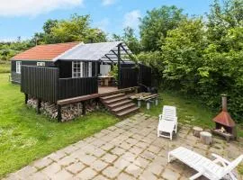 2 Bedroom Gorgeous Home In Glesborg