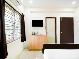 Hotel O Atithi darbar, hotel v destinaci Khandagiri