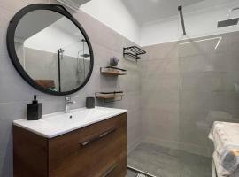 komi's family house, hotel in Chios