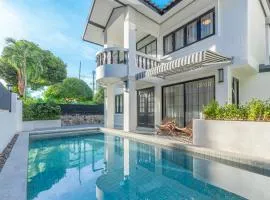 Luxury Pool Villa Jomtien-1 Min to Beach